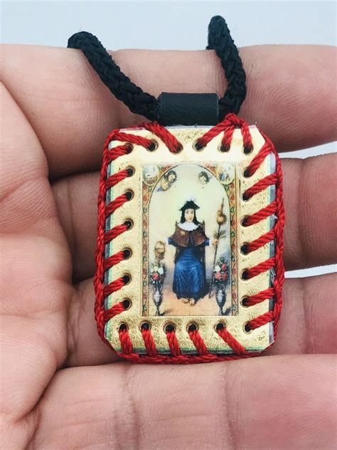 escapulario santo niño de atocha gucci